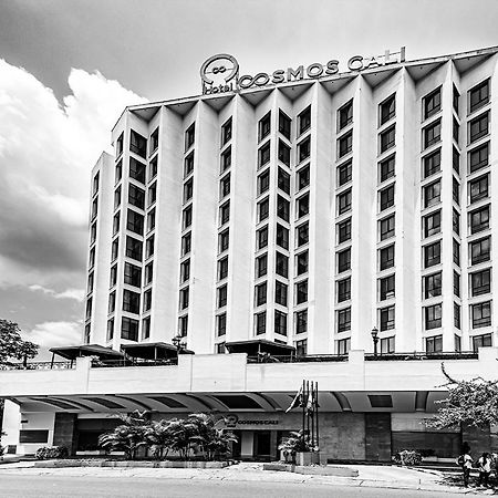 Hotel Cosmos Кали Екстериор снимка
