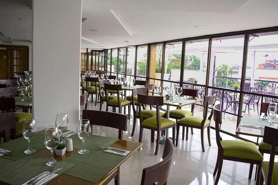 Hotel Cosmos Кали Съоръжения снимка