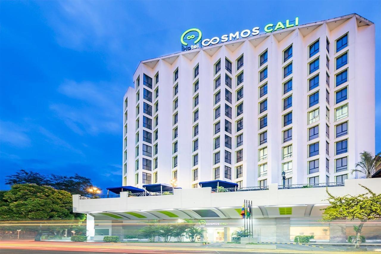 Hotel Cosmos Кали Екстериор снимка