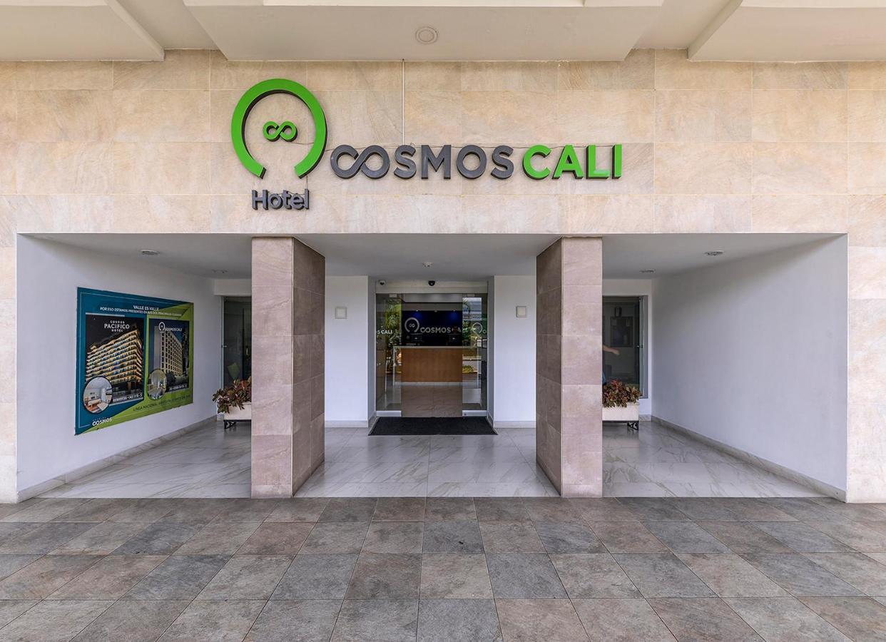 Hotel Cosmos Кали Екстериор снимка